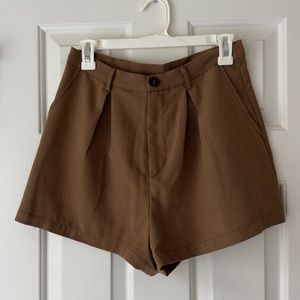 ⚡️ FLASH SALE⚡️CIDER • Trouser Shorts • SMALL